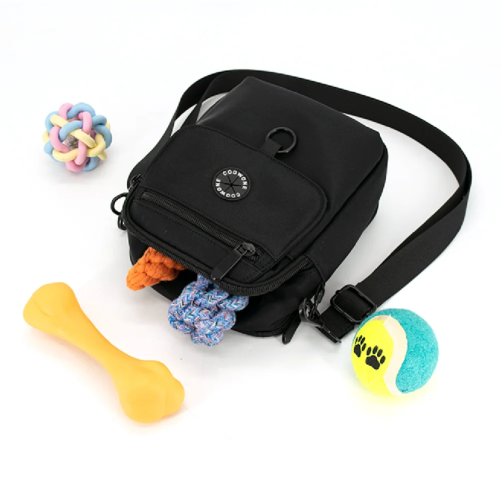 Collarlogo Dog Walking Bag Treat Pouch Pet Training Pouch Built-in Dog Poop Bag Holder Fashion Adjustable Shoulder