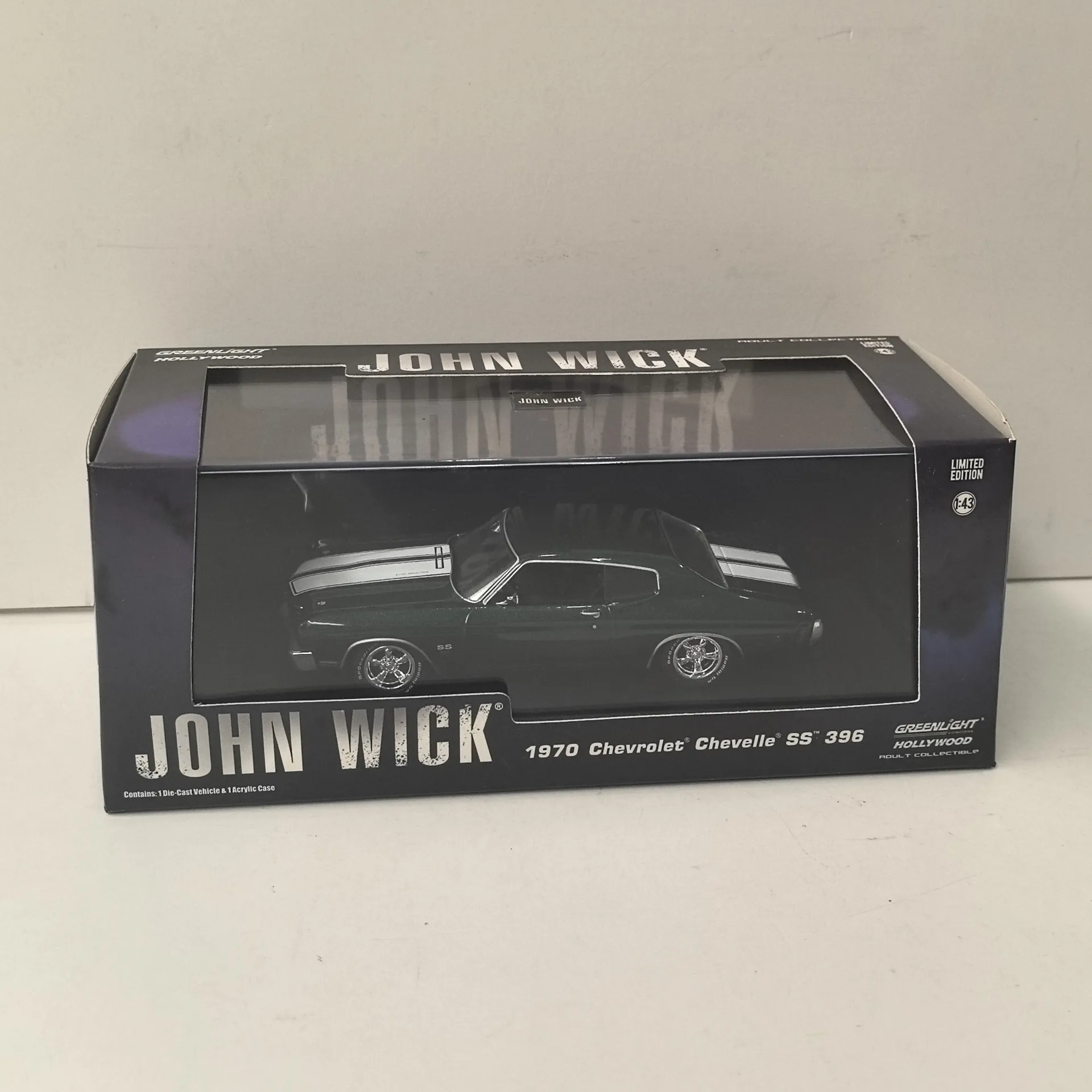 Diecast verde 1/43 escala Chevrolet Chevelle Ss 396 Chevrolet coche en miniatura de aleación juguete coleccionable regalo recuerdo adorno de exhibición