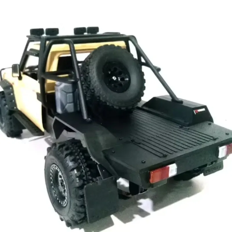 1/12 Mangniu MN82 LC70 Off-Road RC Crawler Car Flatbed Trailer with Roll Cage Rear Bed Simulat Upgrade Model for Rock Crawling