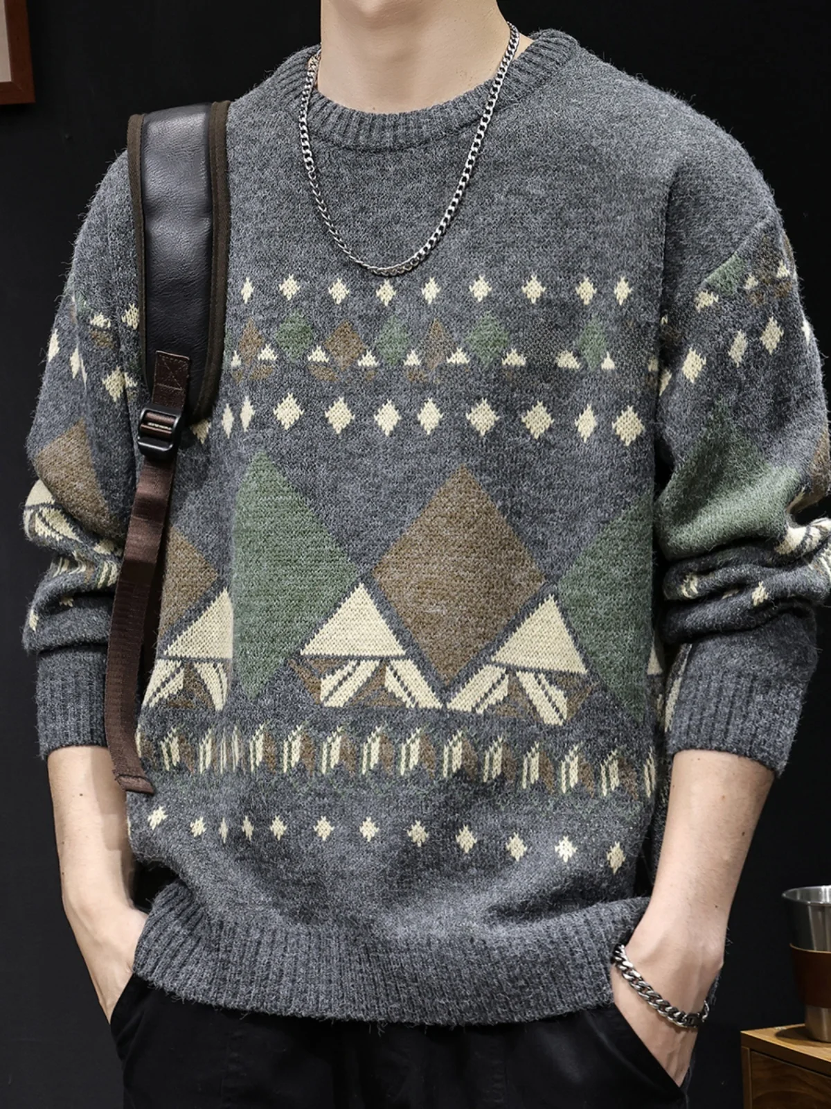 

Retro American Printed Sweater Men's Autumn Winter Thiened round Ne Loose Knitted Warm Soft Comfortable Geometric Patterned