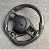 ユニバーサルカーボンファイバーステアリングホイール起亜セラートフォルテ GT 2019 2020 2021 2022 2023 2024 カスタマイズされた車のステアリングホイール 4