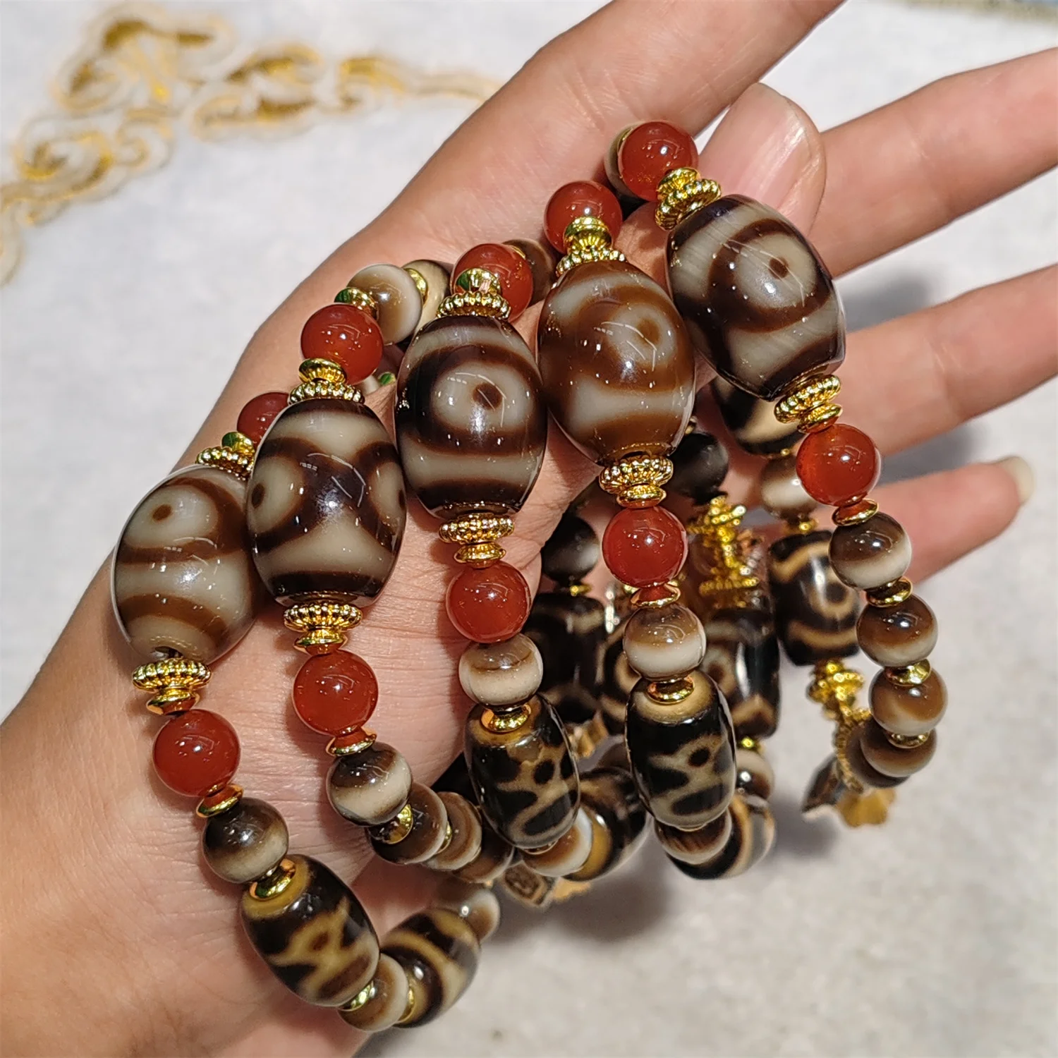 1pcs/lot Natural Old Agate Panda Three-Eyed Dzi Bracelet Pair with small beads red agate Lotus pendant Designer styles Ethnic