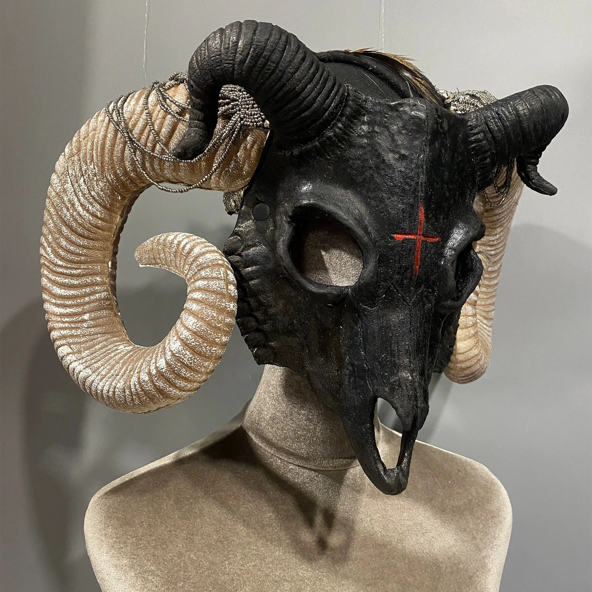 Costume cosplay maschera a pieno facciale Steampunk Ram Goat per uomo donna, festa punk Halloween Masquerade Stage Photo Prop