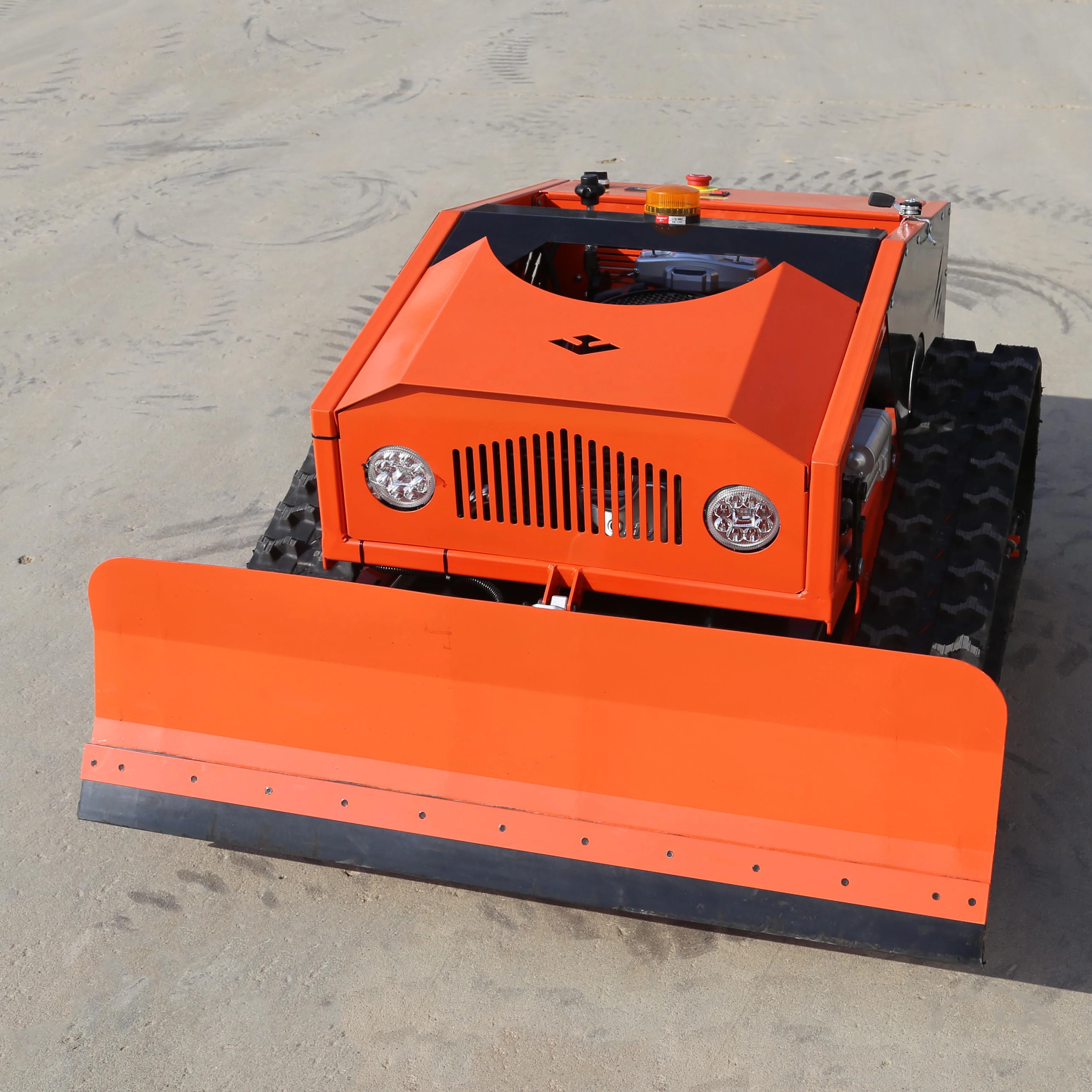 המכונה המושלמת לגזירת גינה – Rc Lawn Mower Smart Remote Control למדורות ומרחבים מורכבים