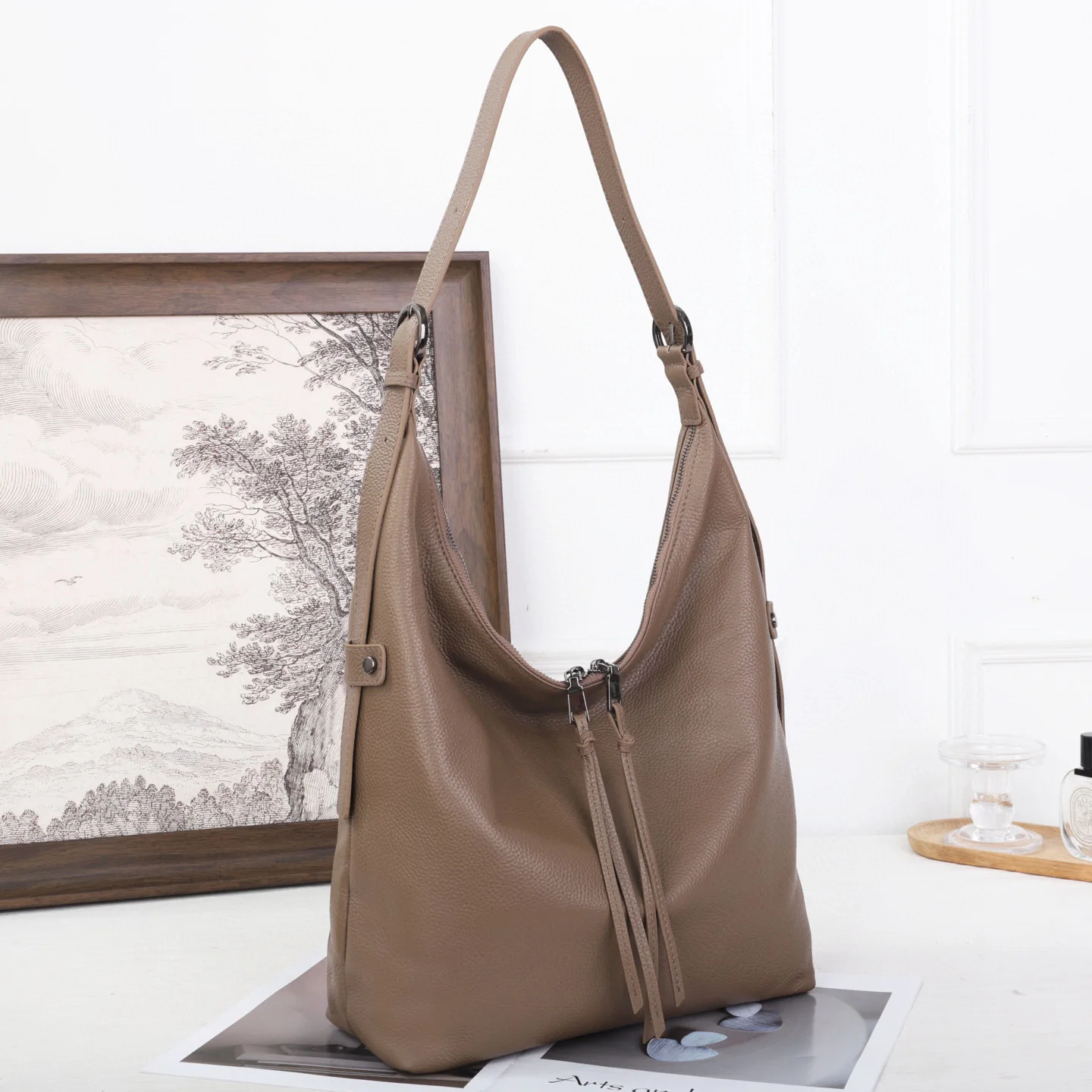 Genuine Grade Cow Leather Women's Shoulder Crossbody Large Bag Luxury Designer Brand Ladies Fashion Handbag for Woman Tote New