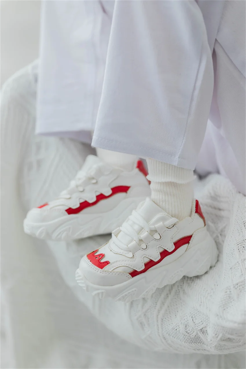 

Обувь для кукол BJD, игрушки, красивые детские туфли унисекс для мальчиков и девочек 1/3, 1/4, милые красные, черные повседневные спортивные красные туфли на мягкой подошве, аксессуары для кукол