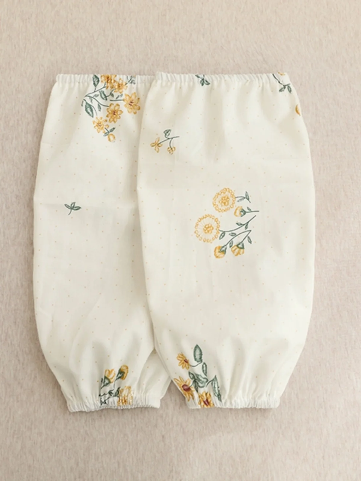 

Накладки на руки из чистого хлопка с цветочным принтом для офиса и учебы, милые, для защиты от загрязнений, универсальный размер