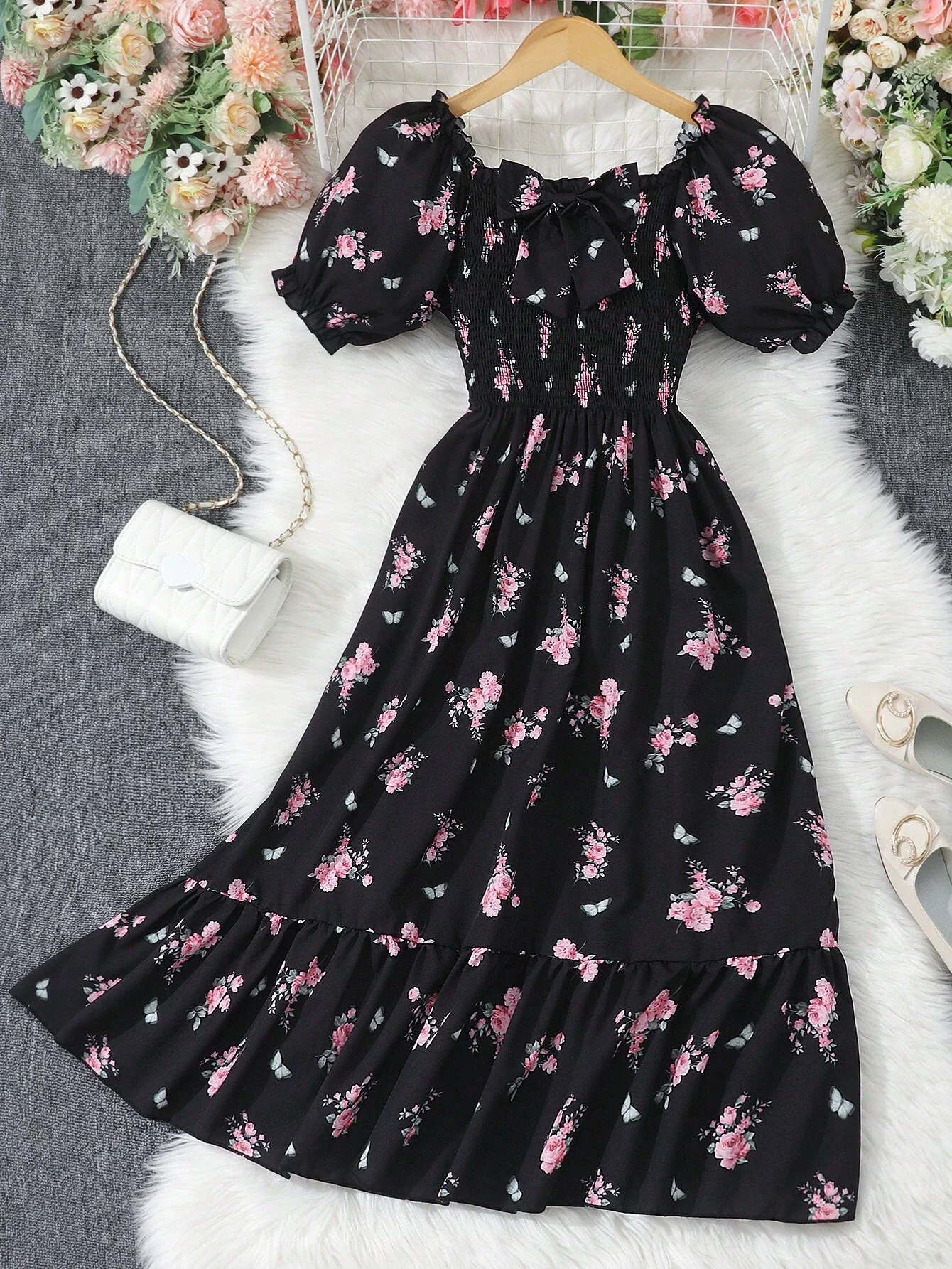 

Women Floral Print Bow Neck Puff Sleeve Midi Dress