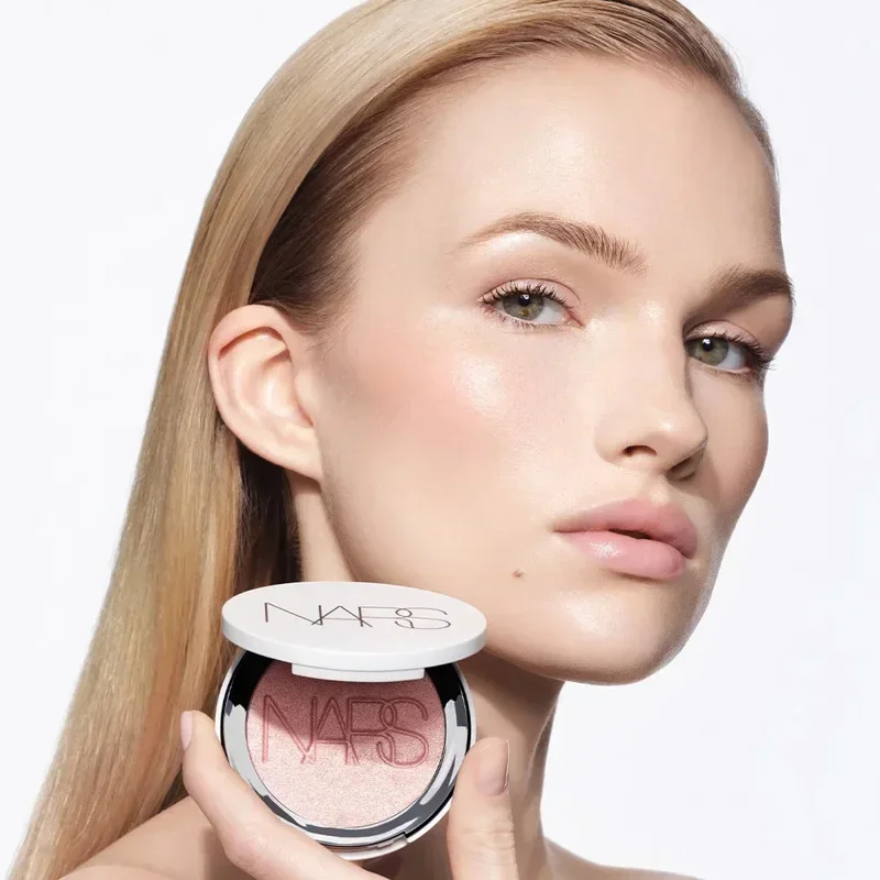 NARS Light Reflecting Luminizing Powder High-performance Highlighter Powder Add A Surge of Shine Brightening Makeup Products