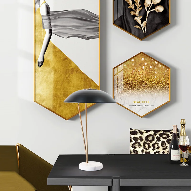 Postmodern Creative Light Luxury Marble, Minimalista Desk Lamp, Bedside, Design de arte personalizado, quarto modelo