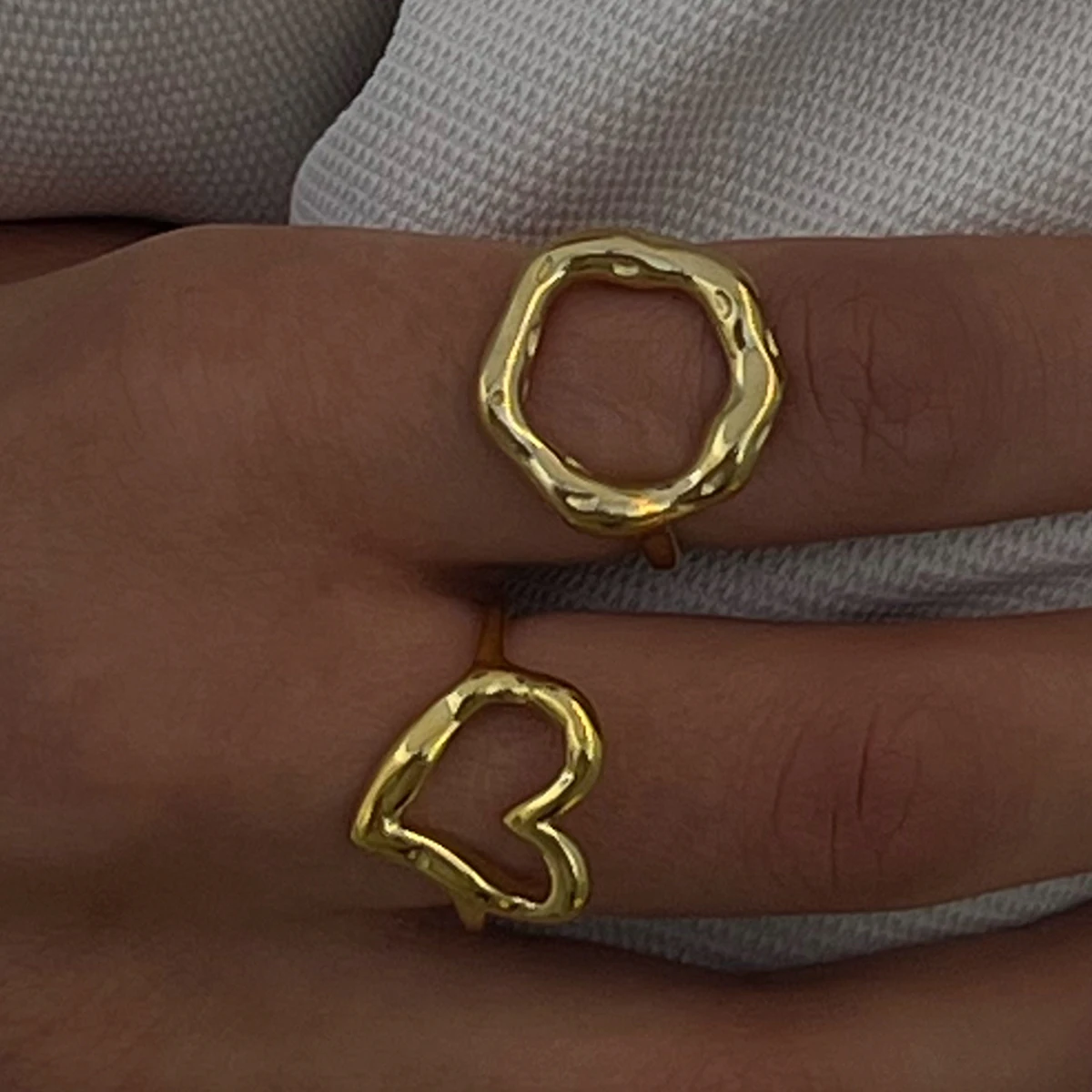 Anillo Ovalado Hueco de Acero Inoxidable Yori, Elegante Anillo Metálico Celestial para Mujer, Joyería de Acero Inoxidable para Mujer, Regalo Nuevo