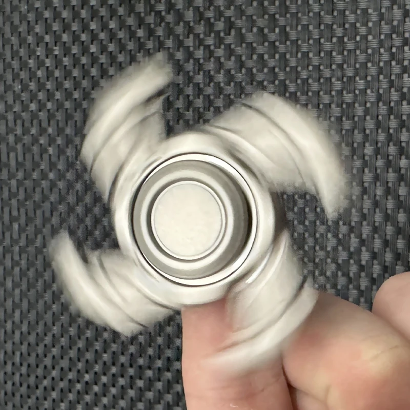Mini EDC Fidget Spinner Open Armure Top - Jouet anti-stress en métal magnétique pour adultes Soulagement de l'anxiété Fidget Slider Cadeaux de vacances