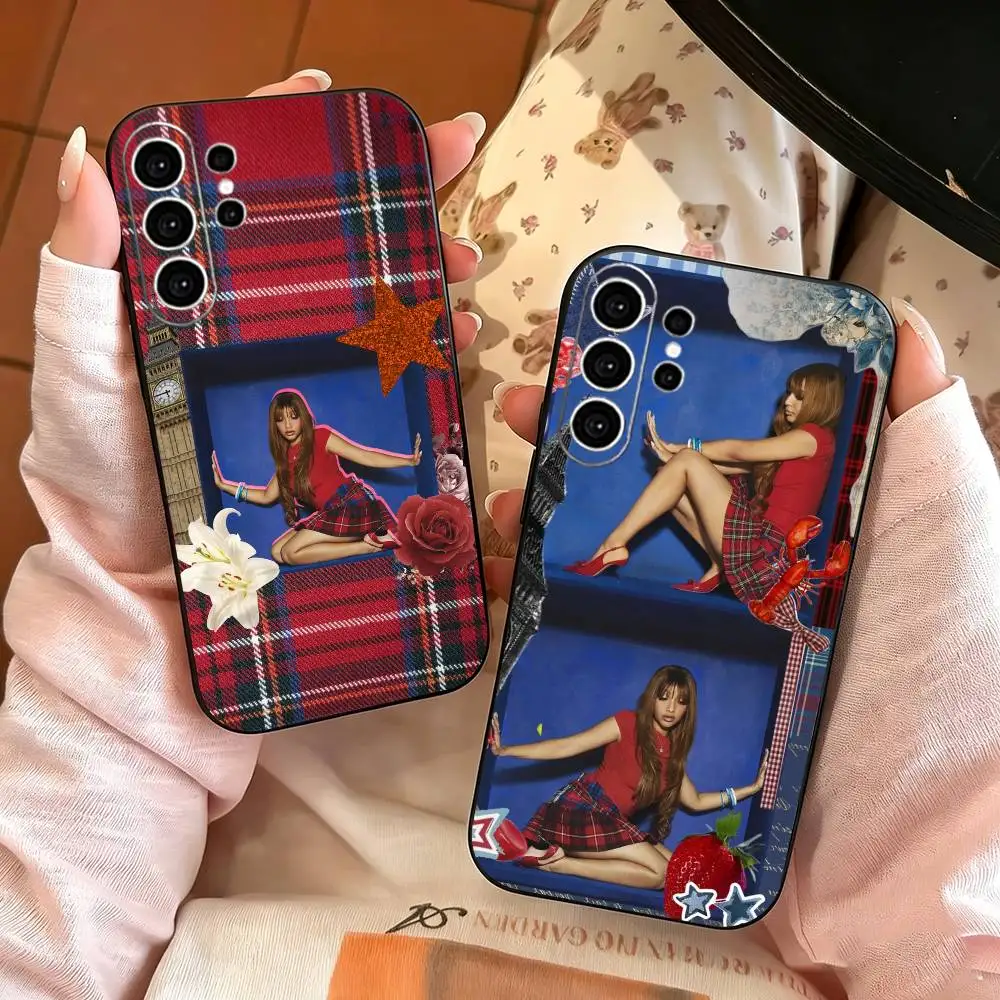 

PinkPantheress Wallpaper Phone Case For Samsung S25,S24,S21,S22,S23,S30,Ultra,S20,Plus,Fe,Note,10,9,5G Black Cover