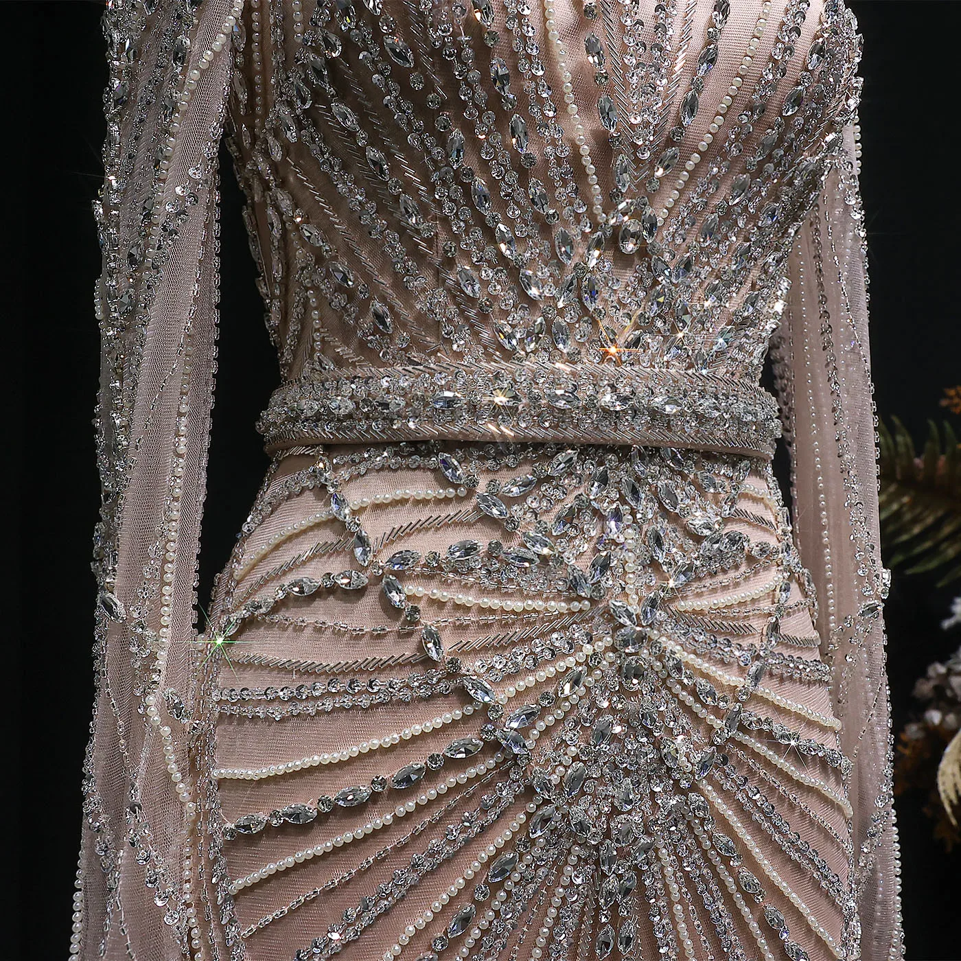 Sharon Said Luxuriöses Weinrotes Abendkleid mit Perlen-Kristall-Verzierung Elegantes Champagner-Festkleid für Damen SS186 Maßanfertigung – Detail 9