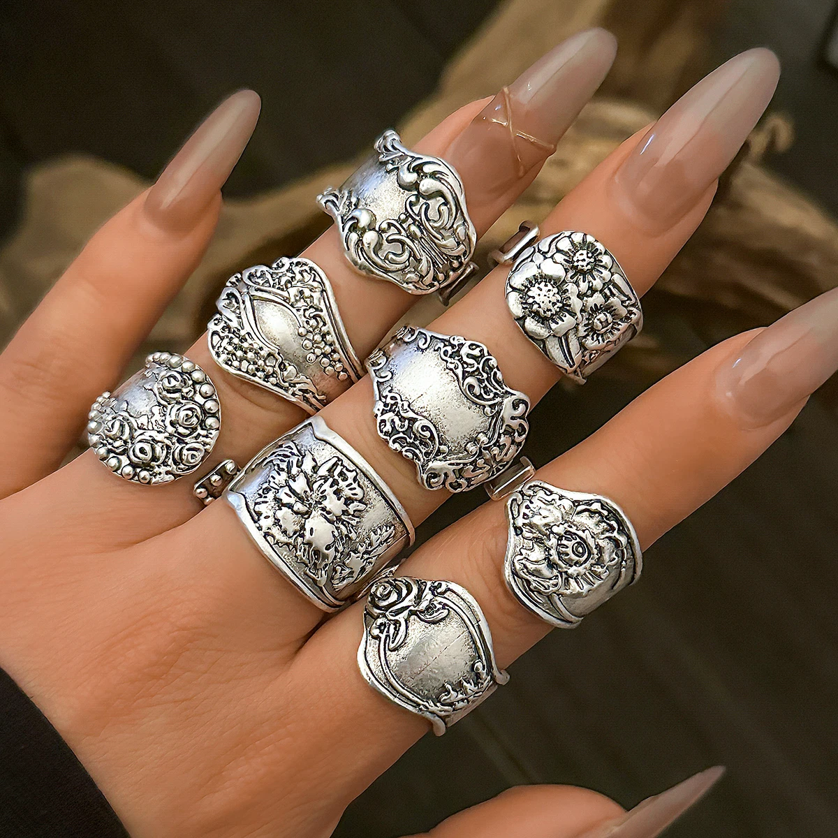 Ingemark 8Pcs Vintage Silver Color Adjustable Open Rings for Women Goth Carved Flower Metal Rings Engagement Wed Jewelry Gift