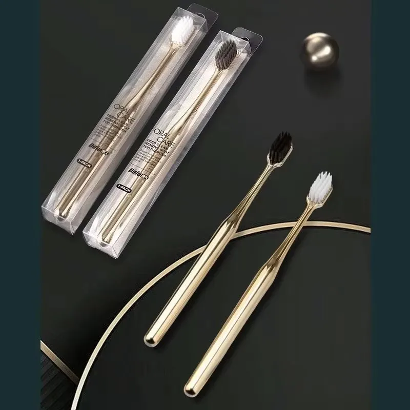 

2/4 шт., высококачественная мягкая зубная щетка для мужчин и женщин, зубная щетка для взрослых, золотистая, серебряная, зубная щетка, элегантная, роскошная, посвященная