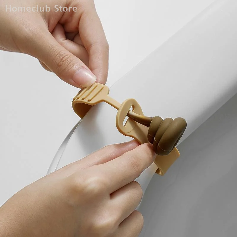 1Pc Toilet Lid Lifter Creative Faece Shape Portable Toilet Seat Lift Avoid Touching Toilet Cover Handle Lifting Uncovered Device
