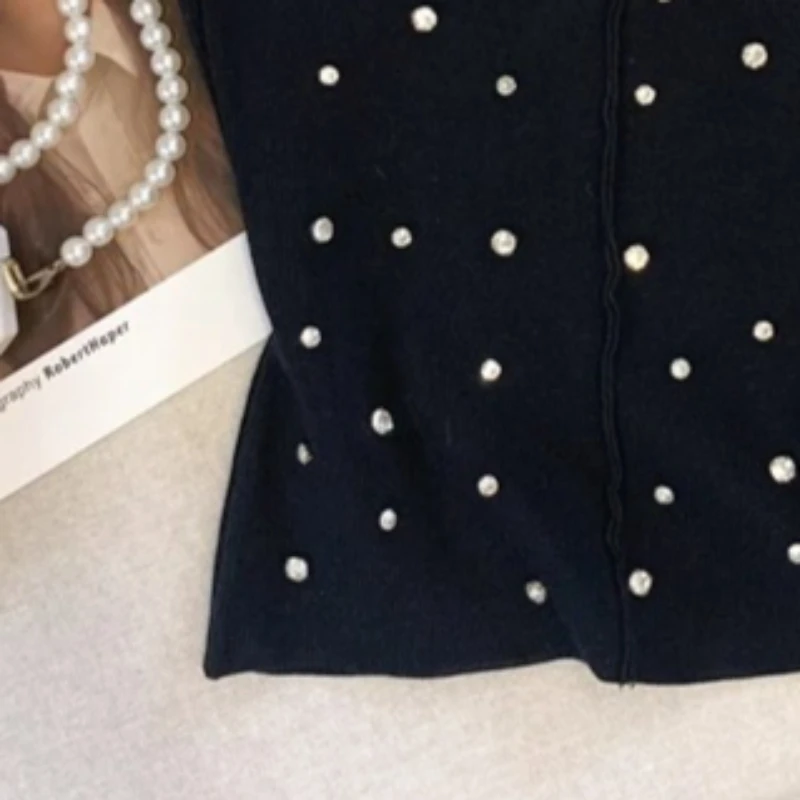 Women White V Neck Halter Knit Cami Tank Top Vertical Rib Rhinestone Stretchy Cropped Summer Club Party Slim Fit Knit Vest Shirt