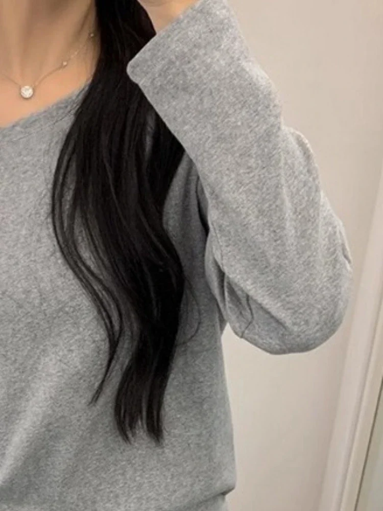

Y2K Grunge Vintage Loose T-Shirt for Women, Sexy Skew Collar Casual Streetwear Top (Character Count: 78)