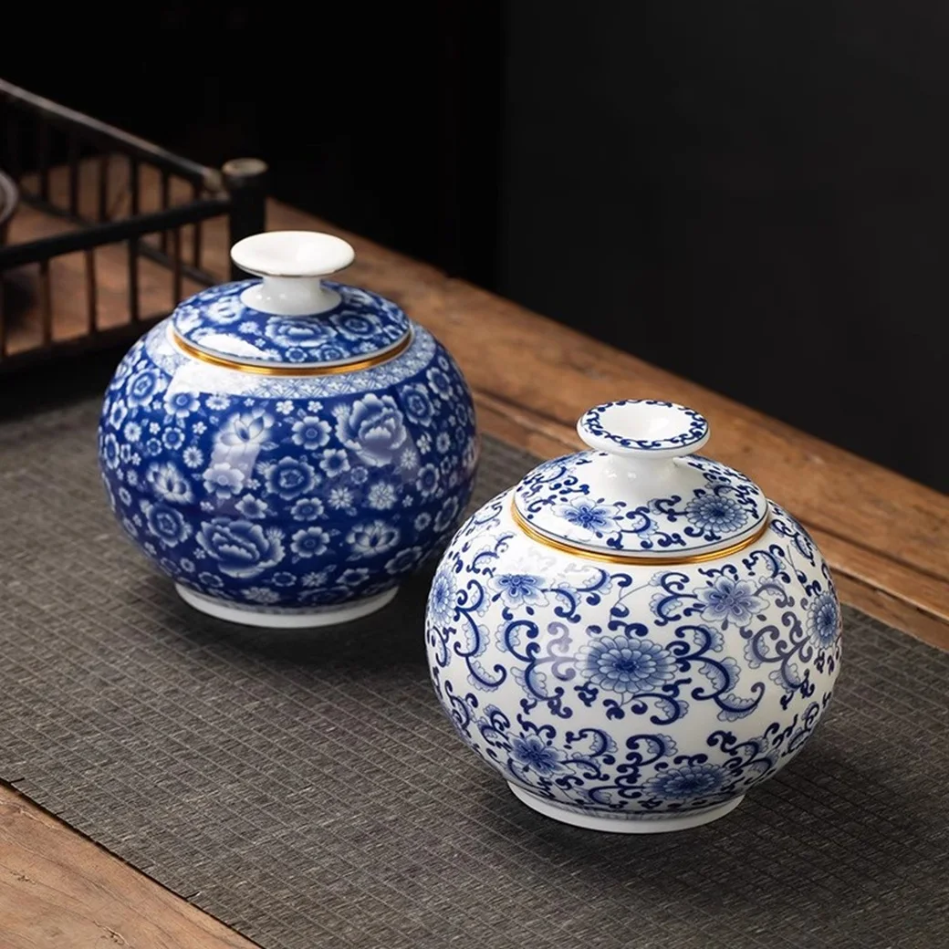 Large Square Ceramic Sealed Tea Can with High-End Gift Box Retro Blue And White Storage Jar for Home Use Half Pound Set
