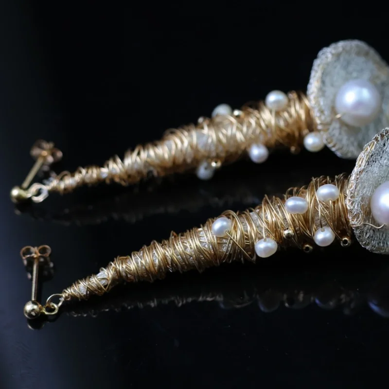 

SGARIT Natural Fresh Water Screw Pearl Fine Earrings 14k Filled Gold Sweet Elegant Temperament Women Stud Earrings