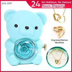 Neue Weihnachtsgeschenkbox, blau, echt konservierte ewige Rose, rotierender Teddybär mit gravierter Namenskette, Schmuck-Geschenkboxen-Set