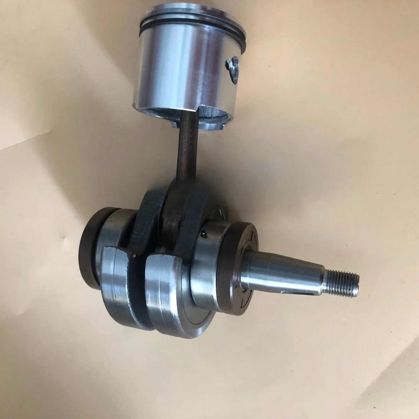 Dongfa II 2-stroke 6-horsepower Mercury 5 outboard engine hanging engine crankshaft piston