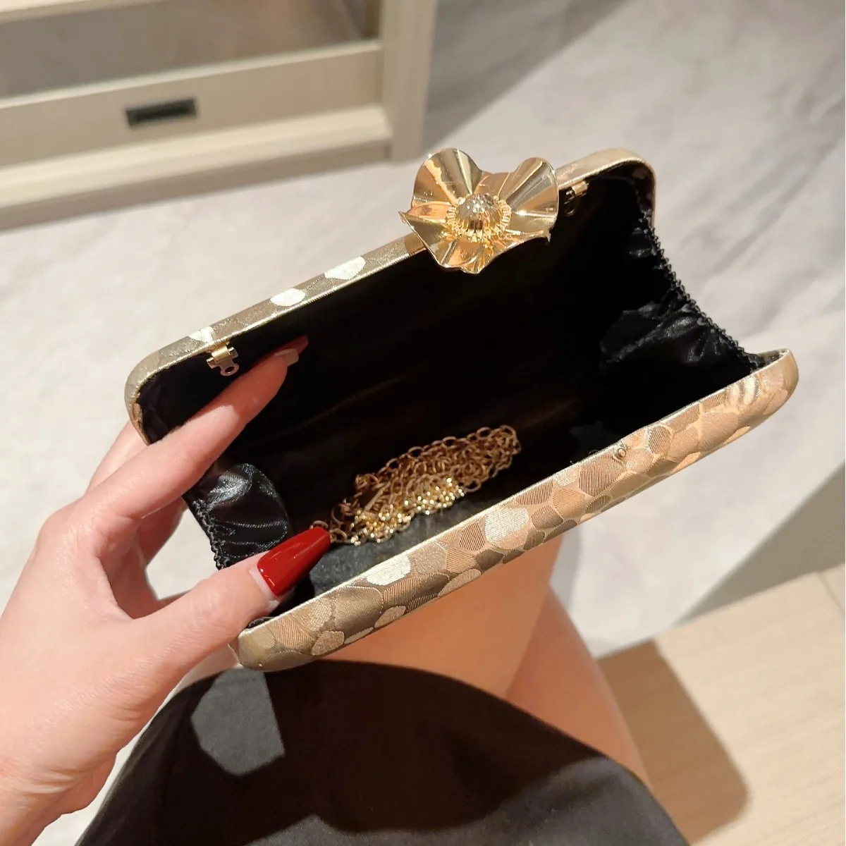 New Stone Skin Evening Bags Gold Leather Wedding Dinner Bags Party Banquet Bags with Chain Mini Pillow Clutch Shoulder Purse