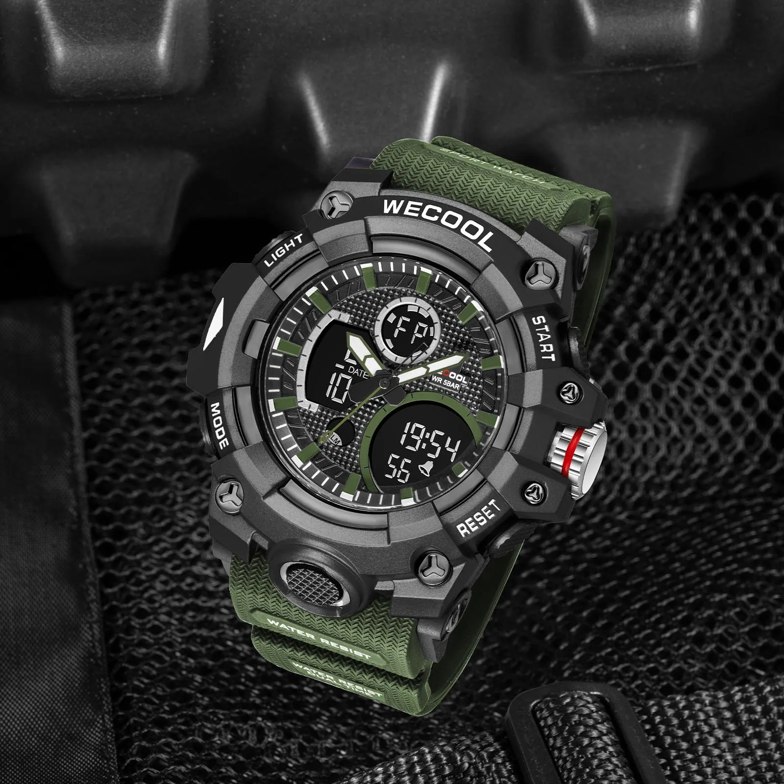 

WECOOL Brand Dual Display W-821 50M Waterproof Back Light Alarm Clock Week Auto Date Men Wristwatches Quartz Sport Watch For Men