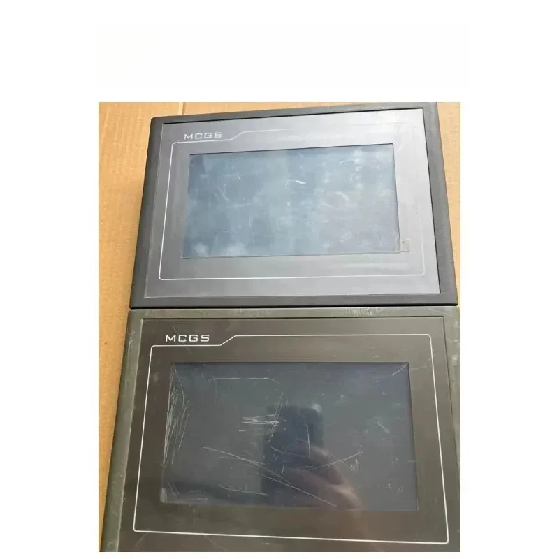 

б/у сенсорный экран TPC7062TX, хорошо протестирован и быстро отправлено.