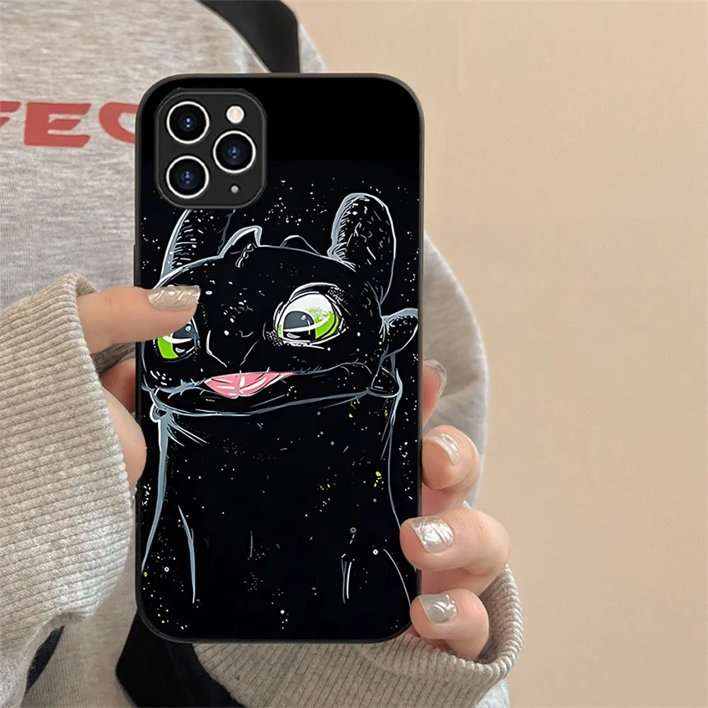 Cartoon T-Toothless Phone Case For Iphone 15 11 13 14 Pro Max 7 8 Plus X Xr Xs Max 16pro 12mini Cover Case