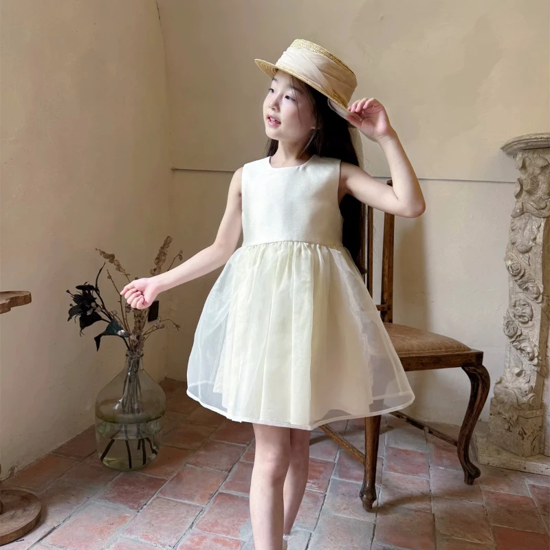 Hand Smocked Children's Dress Vintage White Multi Layer Smocking Dresses Patchwork Girls Sleeveless Formal Pageant Party Outfit