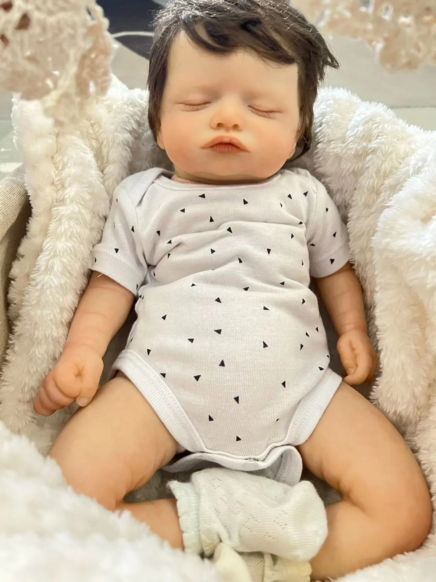 45cm Rosalie Finished Bebe Reborn Lovely Sleeping Handmade Lifelike Newborn Baby Doll Painted By Artists Realistic muñecas