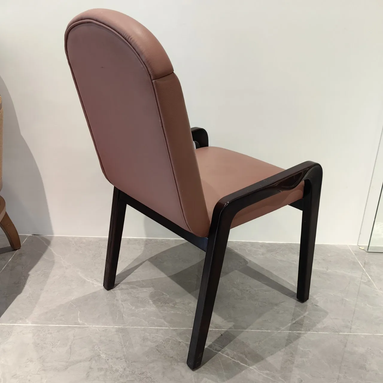 #Light Luxury Wood Mahjong Chair with Multi-function Bracket for Restaurant Hotel & Teahouse Use