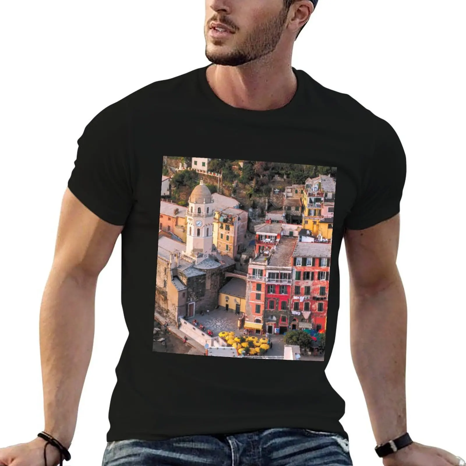 Rosa naranja rojo Cinque Terre Italia casas coloridas camiseta camisetas divertidas hombre camisetas divertidas Camiseta de algodón