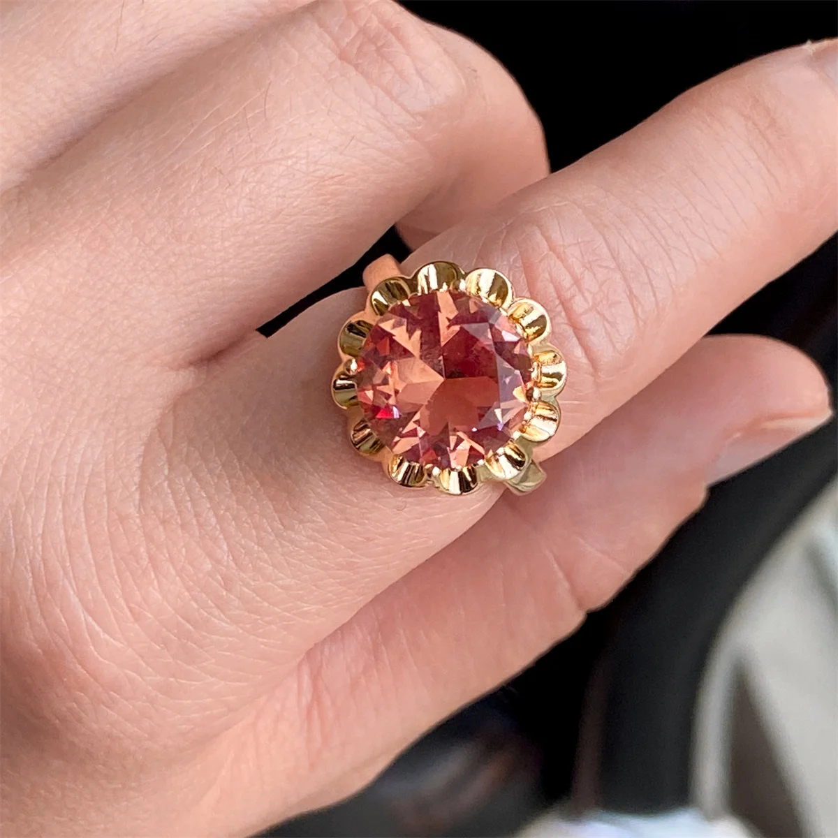 Vintage Türkische Sonnenblumen-Ringe für Frauen, Synthetischer Sultanit Farbwechselstein, Laborgezüchteter Runder Diaspora-Kupferring – Detail 4