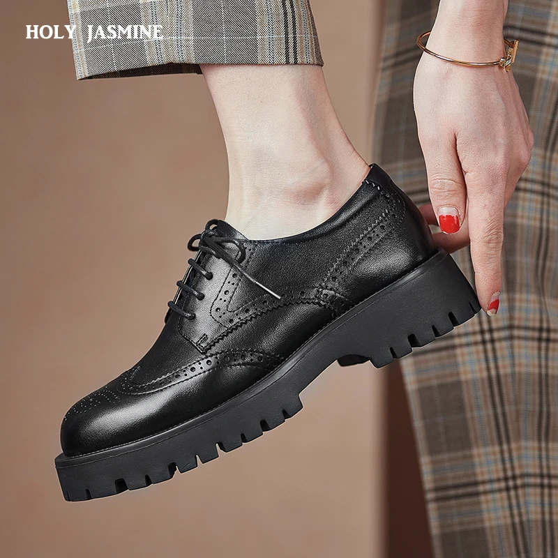 Luxury Designer Women Tractor Lace Up Derby Shoes Black Leather Chunky Brogues Retro Platform Oxford Shoes for Women 2022 New