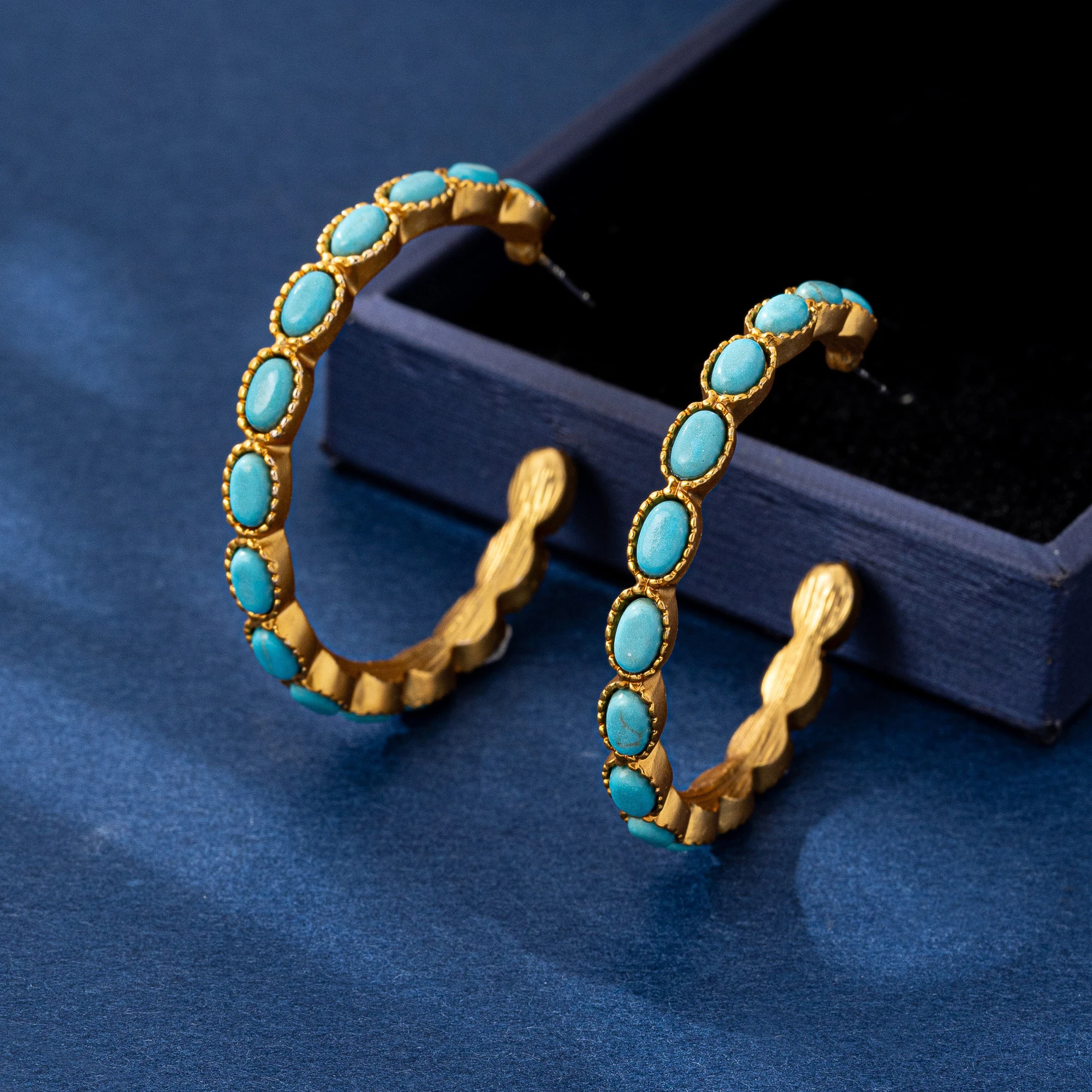 

Boho Chic Style Jewelry Elegant Women's Vintage Fashion Accessories Gold Color Large Chunky Faux Turquoise Hoop Earrings
