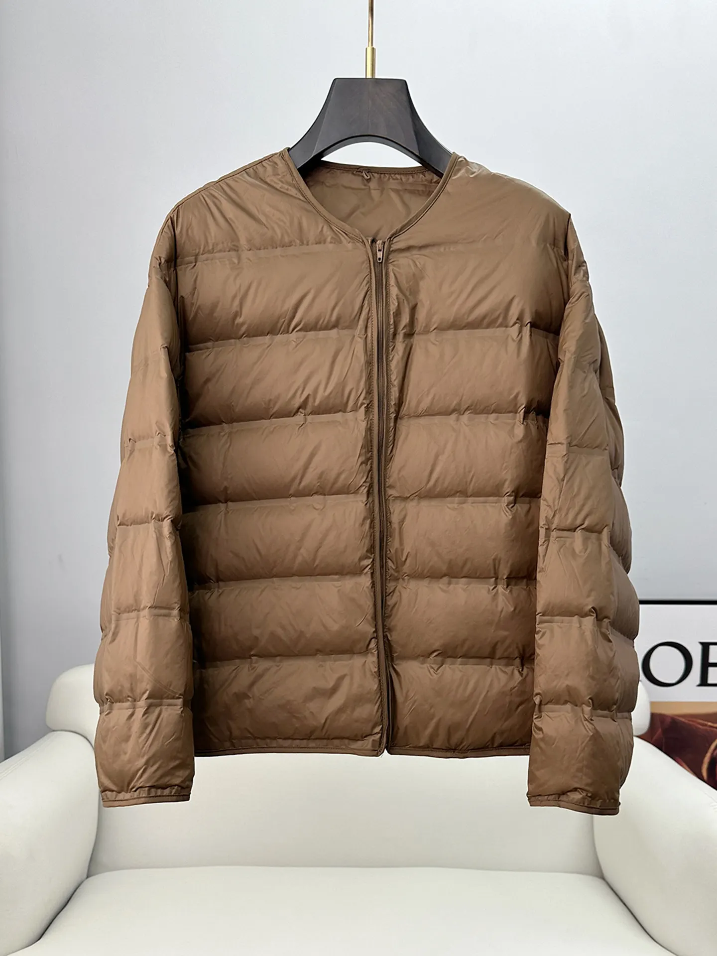 معطف Urban Tour Retro ذو ياقة صوف من قماش الدنيم المتدفقة على طراز أوزة لأسفل ولأسفل معطف قصير للنساء لشتاء 2025 طراز جديد