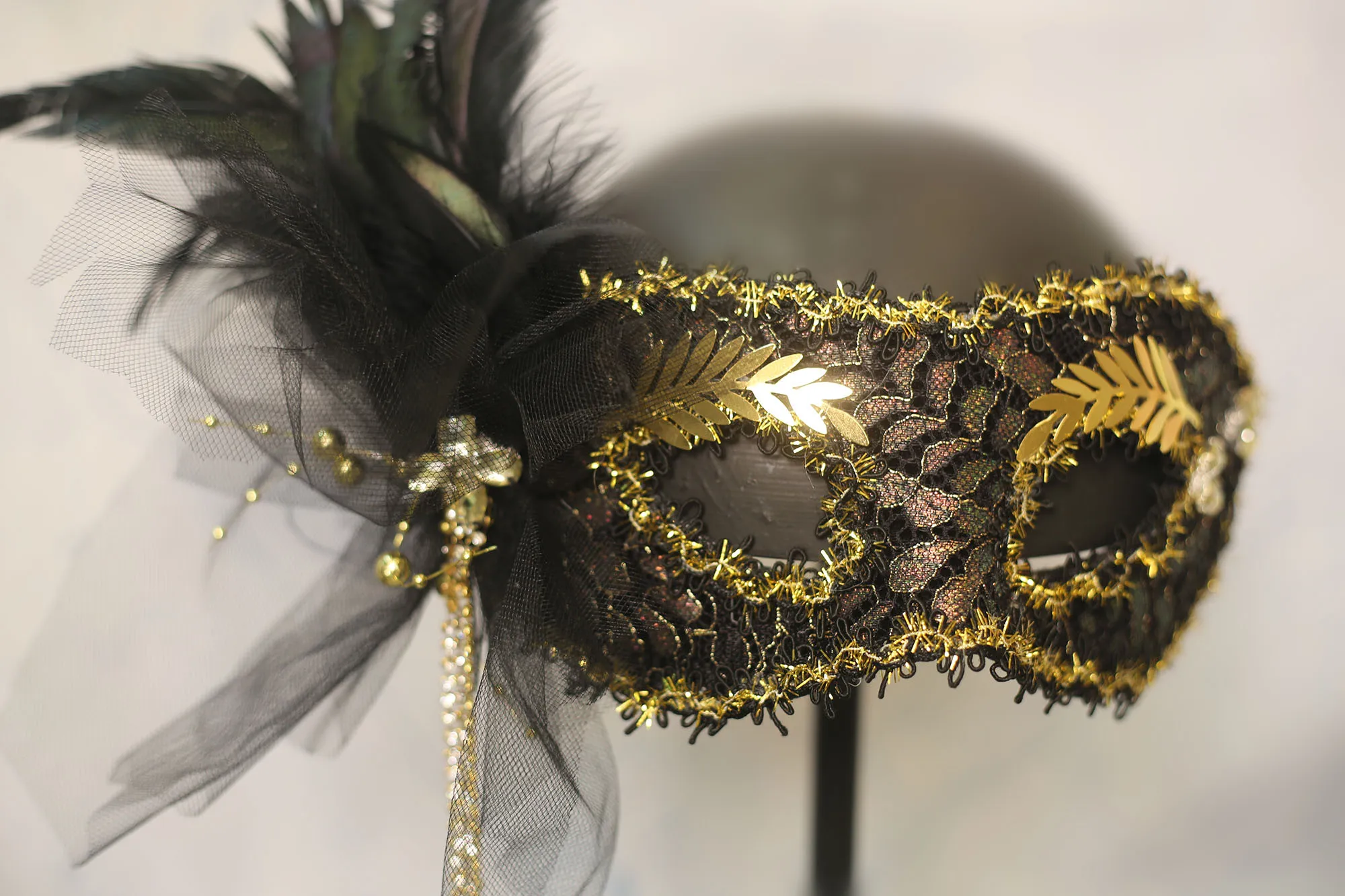 Demi-masque facial Sexy pour Halloween, masque en dentelle Vintage, accessoires noirs pour spectacle sur scène