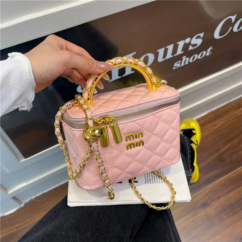 

Новая летняя сумка с ремешком-цепочкой в стиле Chanel — мини-квадратная сумка через плечо/кошелек на плечо, элегантная и универсальная, идеально подходит для прогулок/повседневного использования