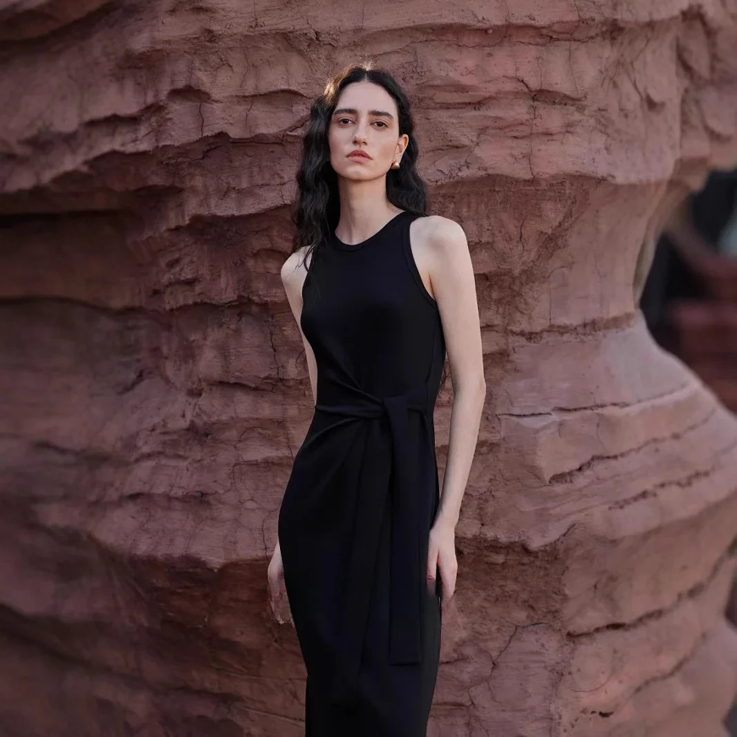 

2025 Summer New Sleeveless Round Neck Slim Waist Tie Split Long Dress Women Vintage Wedding Dress black dress Slim Regulai Fit