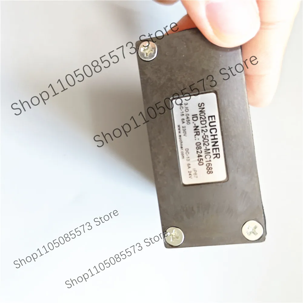 Combination travel switch SN02D12-502-M SN02R12-502-M SN02D12-502-MC1688 SN02R12-502-MC1688 SN03D12-502-M SN03R12-502-M