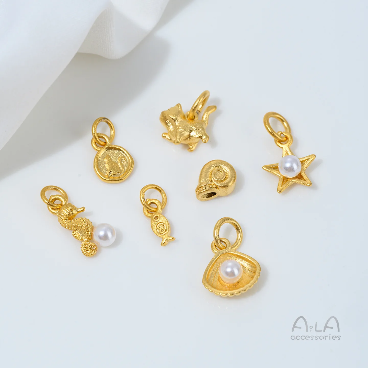 Vietnamese Sand Gold Inlaid Zircon Fishtail Pentagram Seahorse Bead Cap Pendants DIY Handmade Jewelry Charms Accessories