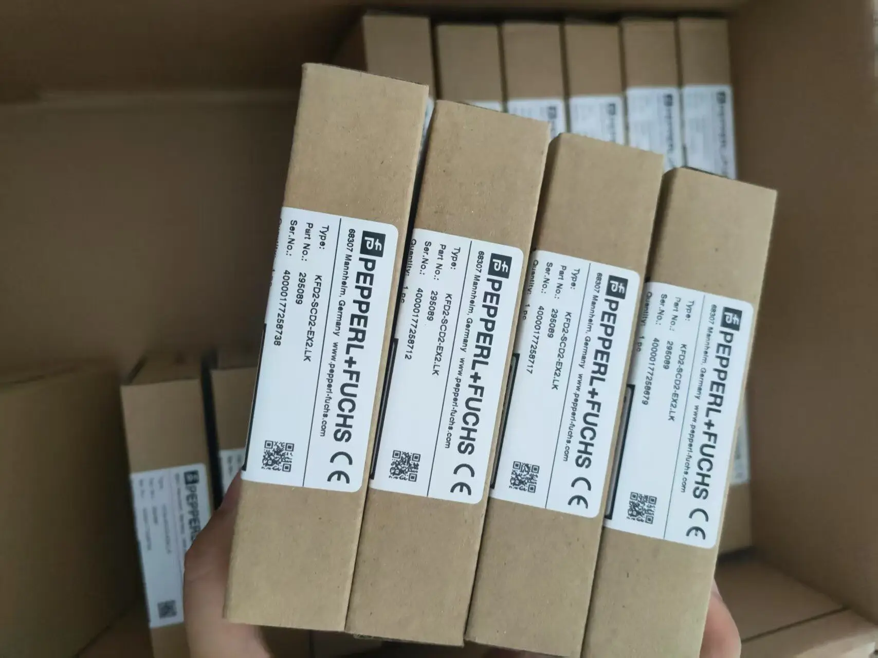 

Pepperl + Fuchs, Safety Barrier KFD2-EB2.R4AB KFD0-TR-EX1 KCD2-UT2-1
