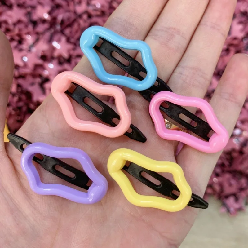 

AISHG New Candy Colored Irregular Hair Clips Women Sweet Temperament Cloud Shaped Duckbill Clip for Girl Hair Accessory