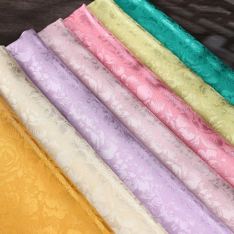 Pfingstrosen-Jacquard-Stoff, glatt am Meter für Kleidung, Cheongsam-Vorhang, Pyjama, DIY-Nähen, nicht elastisches Tuch, glänzend, weiß, rosa