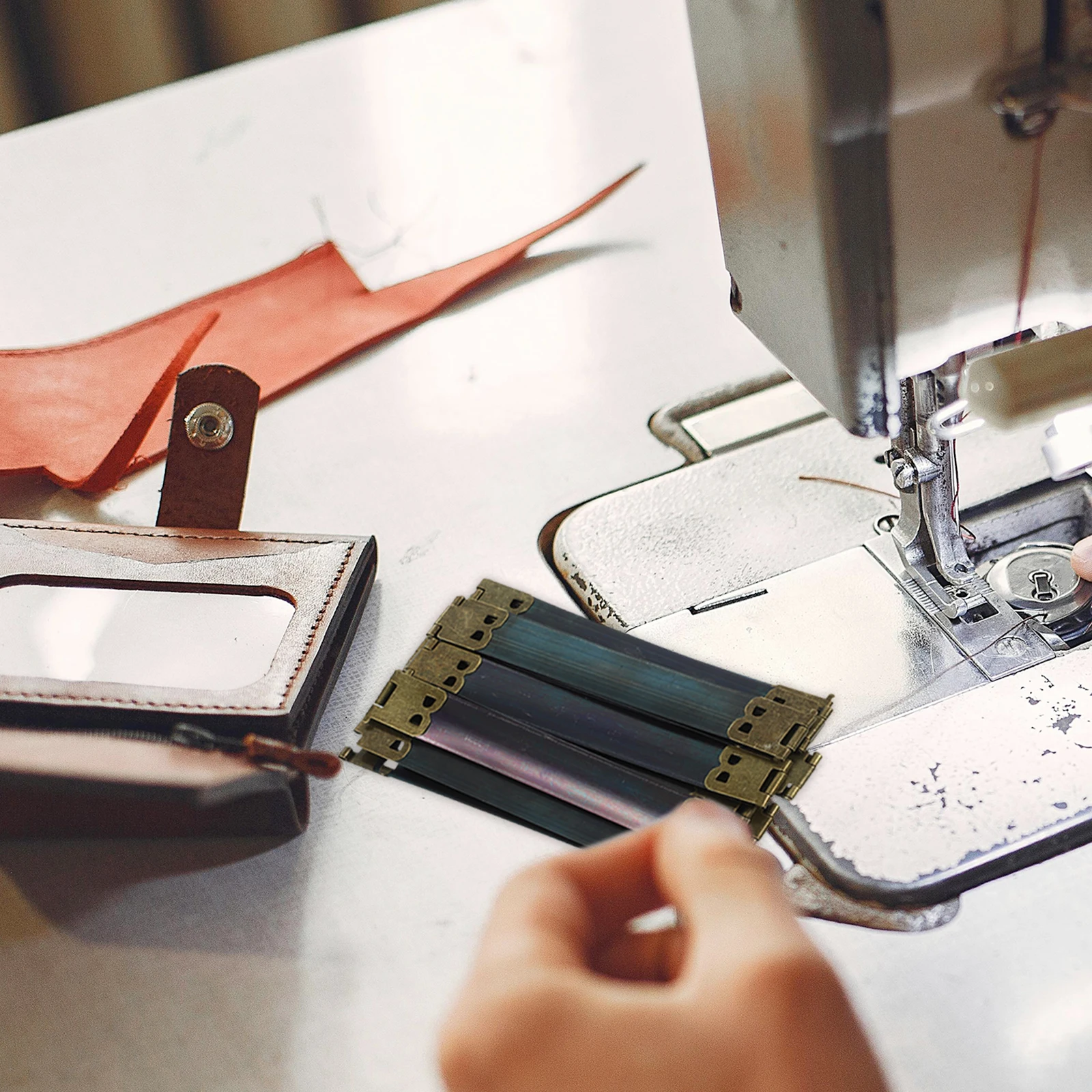 

Tablets Chain Belt Flex Frames Metal Internal Hinges DIY Handbag Accessories Coin Purse Spring Clip Bag