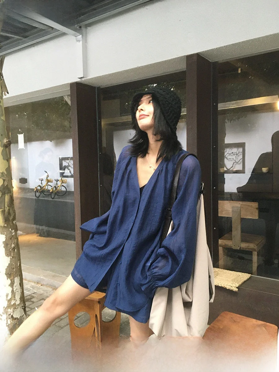 

JCCC Shadow Blue Tears Summer Sunscreen V-neck Button Floral Sleeve Shirt Shorts Set Elegant Style Long Sleeve Fabric