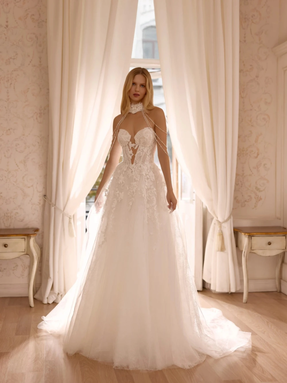 Vestido de novia largo con Apliques de encaje y perlas brillantes, vestido de novia elegante de ensueño sin mangas, vestidos de tul marfil personalizados para novia